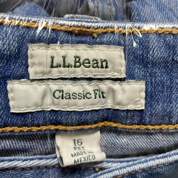 L.L. Bean Jeans blue denim classic high rise size 16 petite 16P - Picture 12 of 13